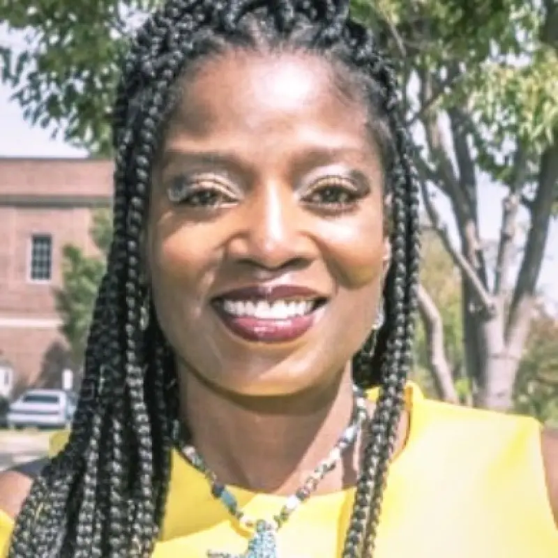 Felice McClendon Headshot